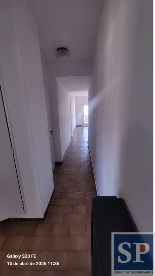 Dpto. 3amb a la calle. Cordoba 3375