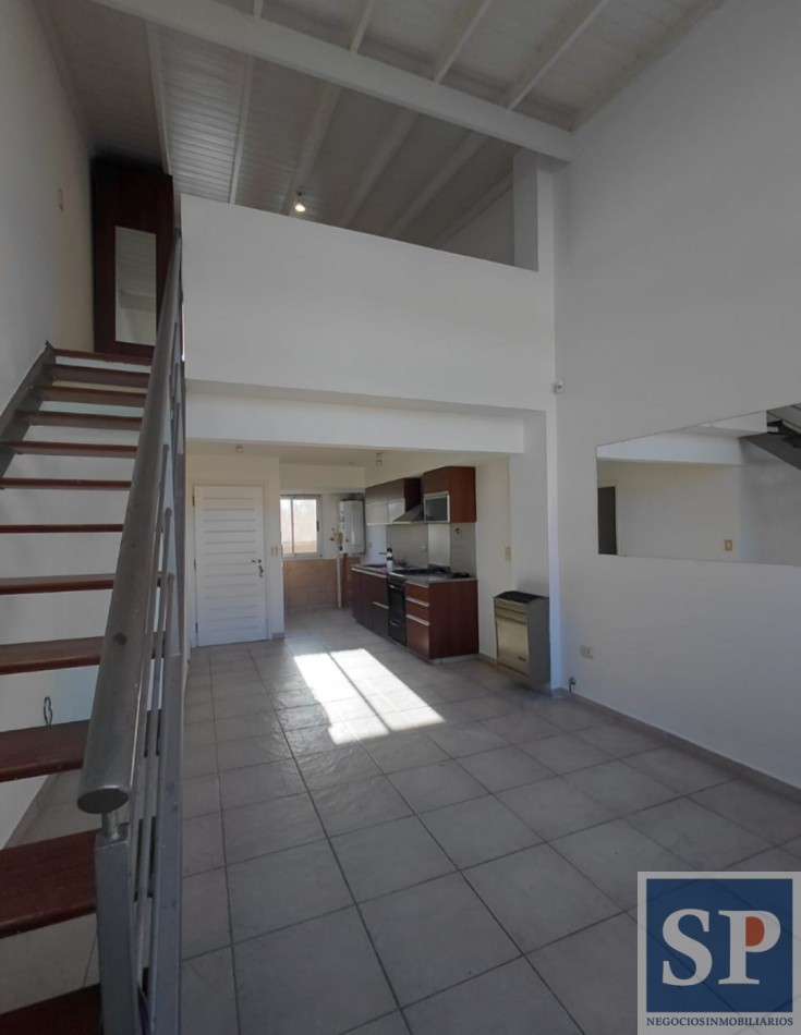 Duplex 2 amb + cochera, 100 mts de la costa