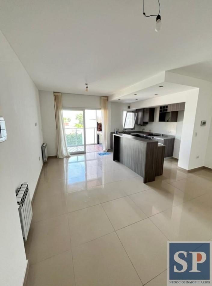 Excelente 2 amb 7 balcon terraza y parrilla